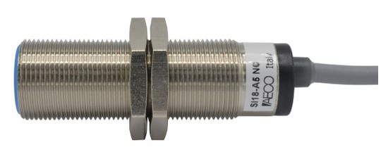 [I18000006] Inductive sensor SI18-A5, 20-250AC, M18, NO, 5mm, 2m cable